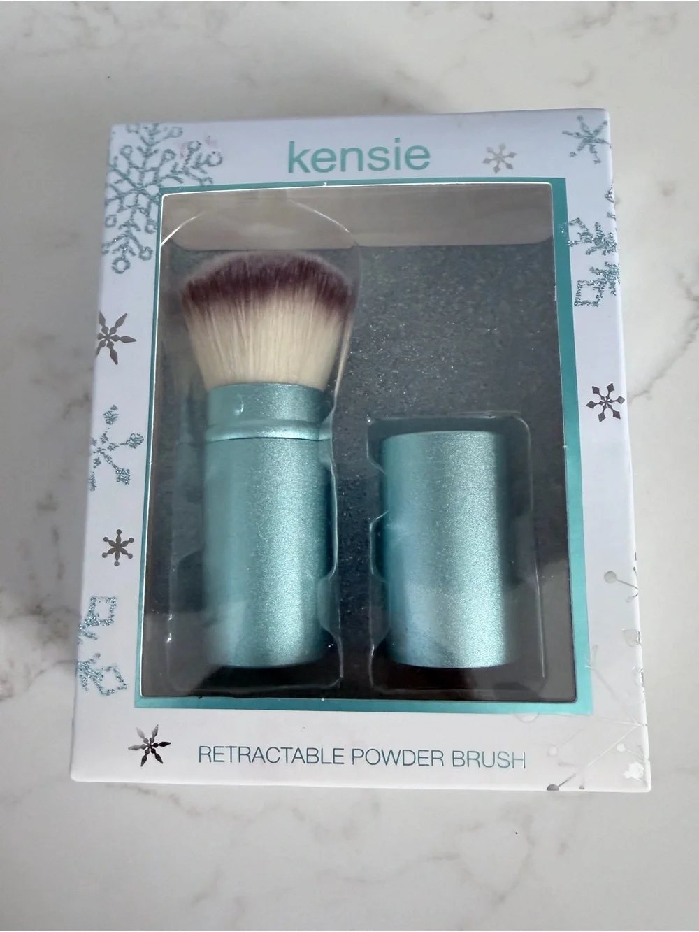 kensie Metallic Teal Retractable Powder Brush with Two-Tone Bristles